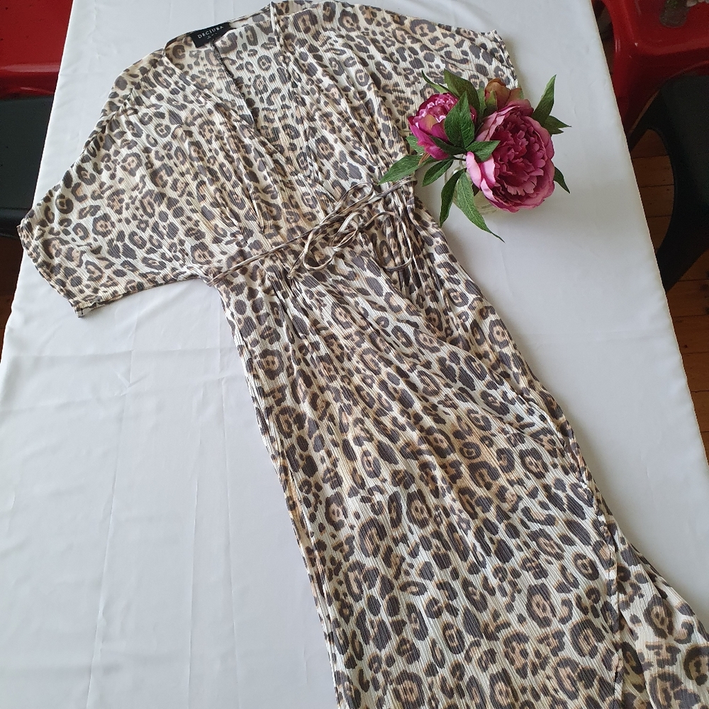 Decjuba Size S Leopard Print Dress - Picture 8 of 8
